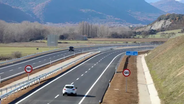 Los tres diputados de la provincia de Huesca pedirán mejoras en infraestructuras