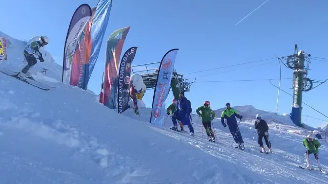 El Trofeo Panticosa Memorial Sergio Belío de esquí salió a pedir de boca