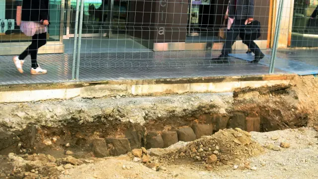 Nuevos hallazgos arqueológicos en las obras del Coso Bajo de Huesca