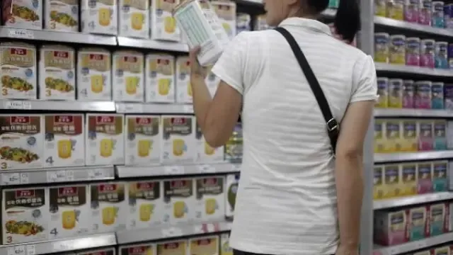 El Ministerio de Consumo impulsa un sistema de etiquetado para fomentar la salud