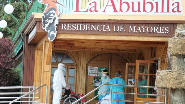Trasladan a La Abubilla tres residentes de Campo con positivo en coronavirus