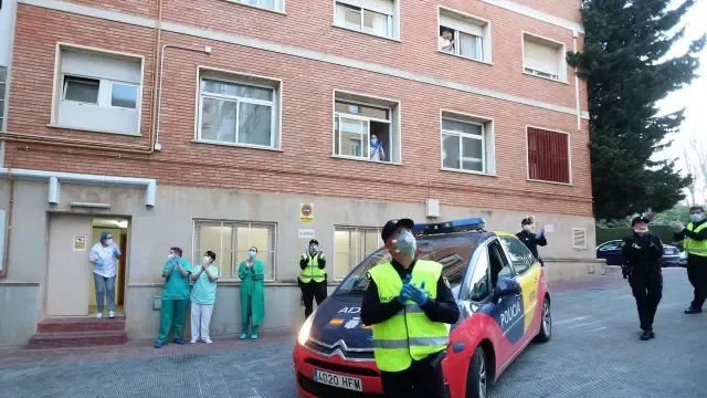 Apoyo al primer policía ingresado en la provincia de Huesca por coronavirus