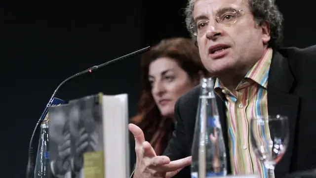 Gobierno, partidos y periodistas lamentan la muerte de José María Calleja