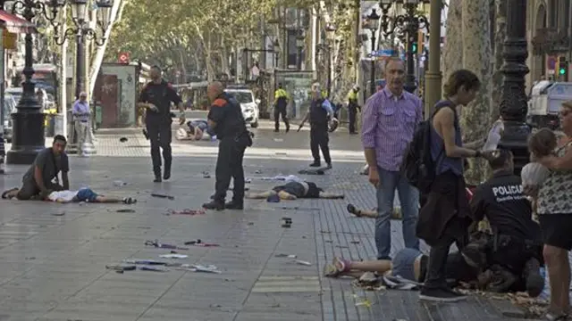 Víctimas de los atentados de Cataluña piden acusar de asesinato a los procesados