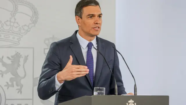 Sánchez acelera la apertura de fronteras y dedica 3.750 millones a automoción