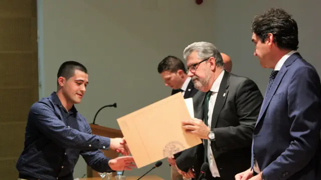 El Campus de Huesca premia a dieciocho estudiantes por sus expedientes destacados