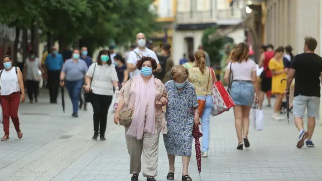 Profesionales sanitarios de Huesca piden prudencia ante una "relajación extraordinaria"