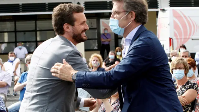 Dos sondeos atribuyen una nueva mayoría absoluta al PP de Feijóo en Galicia