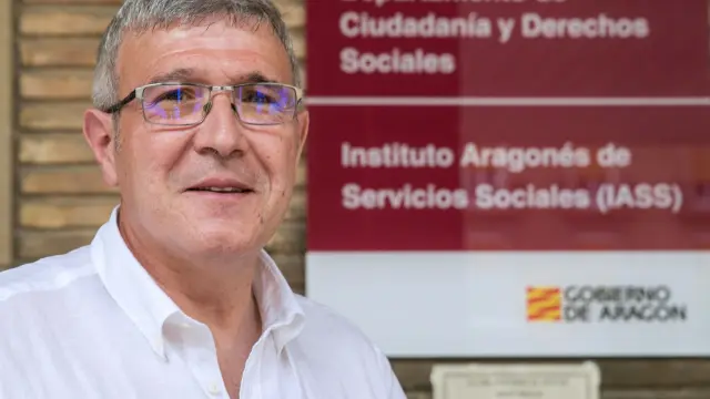 Joaquín Santos, gerente de Servicios Sociales: "Hay que replantear cómo atendemos a los mayores"