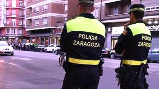 Detenida una madre y su hijo por una agresión mutua en su casa en Zaragoza