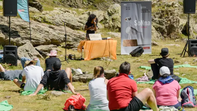 Mounqup inaugura el Festival SoNna Huesca en el corazón del valle de Tena