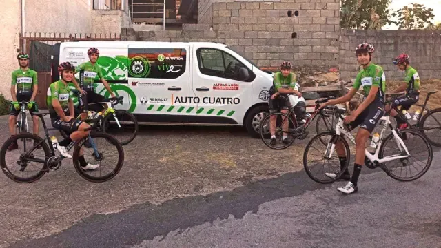 Buenas sensaciones de los ciclistas altoaragoneses en el Xacobeo 2021"