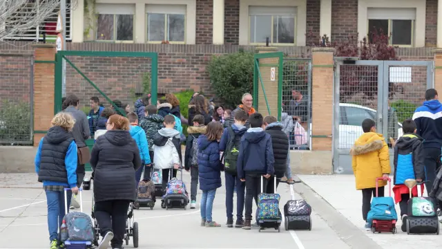 El Gobierno de Aragón ha cerrado 23 aulas de 19 centros educativos de la provincia de Huesca esta semana por covid