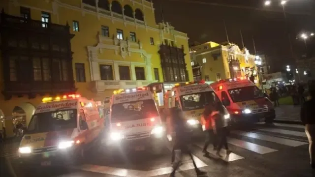 Al menos trece personas mueren asfixiadas en Perú durante una operación policial para despejar una discoteca que violaba el toque de queda