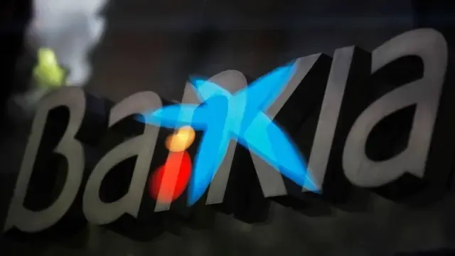 La fusión de Caixabank y Bankia contribuiría a la cohesión territorial
