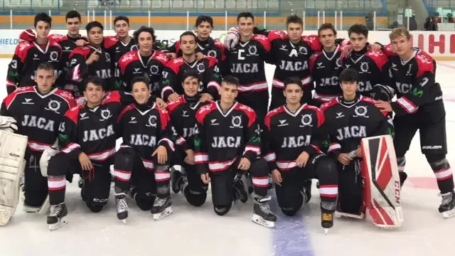 El equipo Sub 20 del Club Hielo Jaca de Hockey venció al Puigcerdà (5-2)