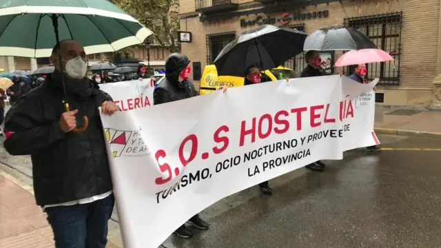 La hostelería de Huesca se manifiesta contra las medidas restrictivas frente a la covid-19