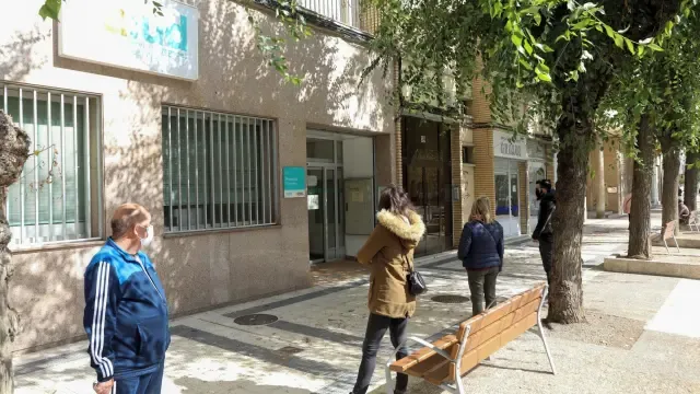 El Colegio de Médicos de Huesca reivindica una adecuada línea de teléfono