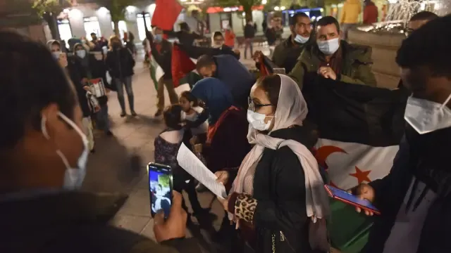 Alouda denuncia en una concentración en Huesca la "insostenible" situación del pueblo saharaui