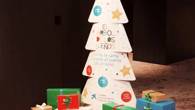 "La Caixa" busca que 454 niños que viven en Aragón reciban un regalo en Navidad