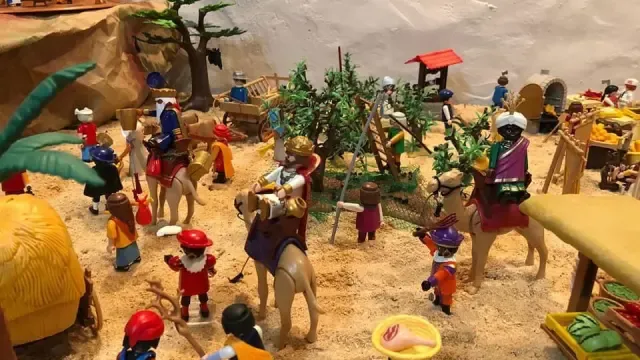 Benabarre instala una réplica su espectacular Belén de Playmobil