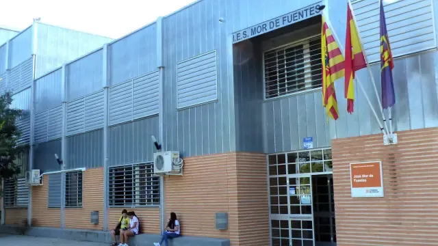 CHA pide al Ayuntamiento de Monzón que facilite terrenos a la DGA para instalar aulas prefabricadas en IES Mor de Fuentes