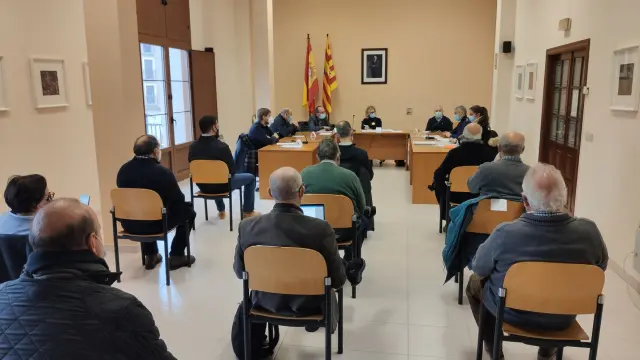 Los ayuntamientos de la Litera y la Ribagorza analizan con el Ministerio de Fomento la situación de la A-14