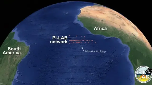 Un fenómeno geológico está alejando las Américas de Europa y África
