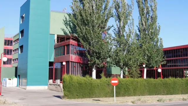 La residencia Ciudad de Huesca detecta dos casos tras la campaña de vacunación
