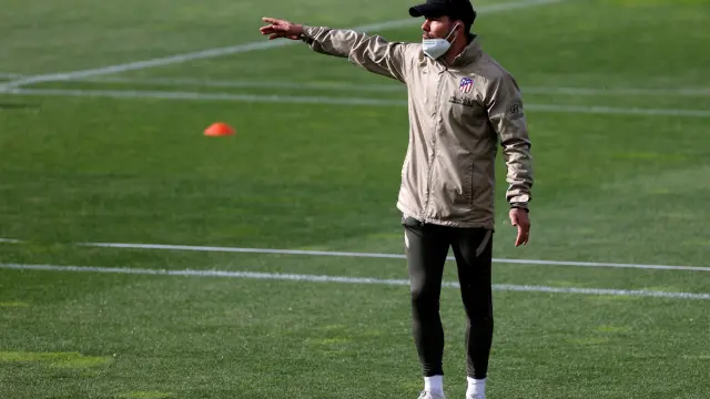 El Cholo dirige una sesión de entrenamiento del Atlético de Madrid