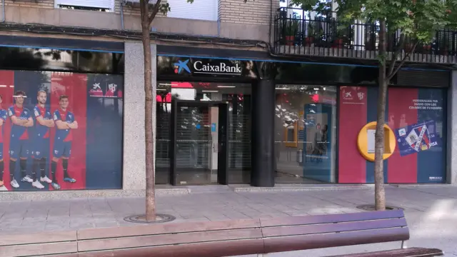 Oficina de Caixabank en Huesca