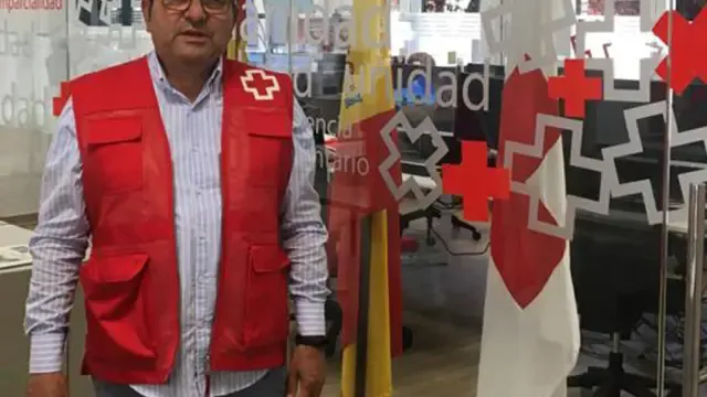 PedroRaúl Núñez, voluntario del servicio de telasistencia de Cruz Roja.