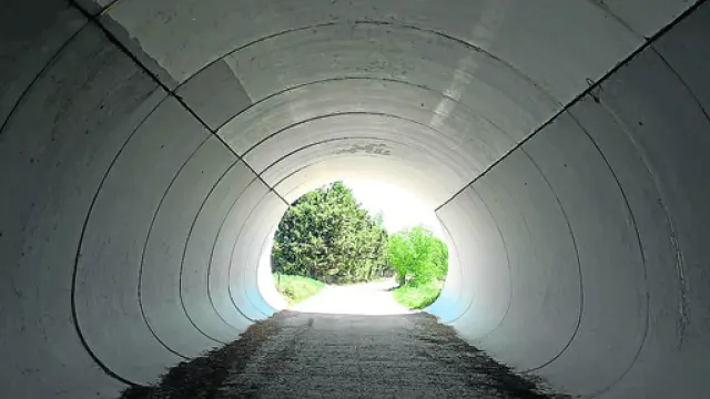 El túnel luce renovado y sin graffitis