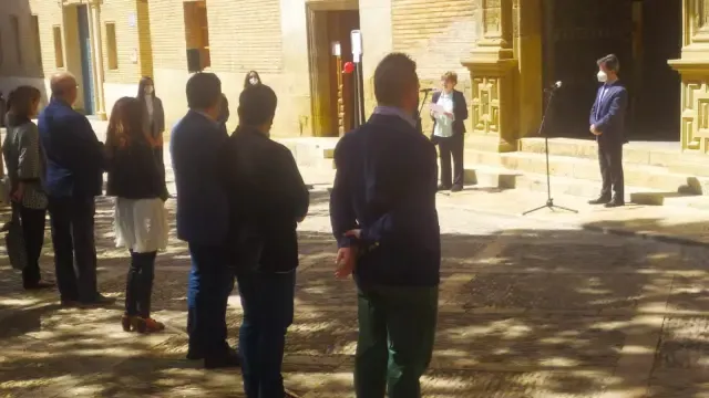 Acto del Día de Europa en la plaza del ayuntamiento de Huesca