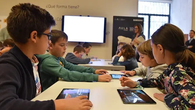 Aragón se sumará al convenio entre el Ministerio de Educación y Samsung