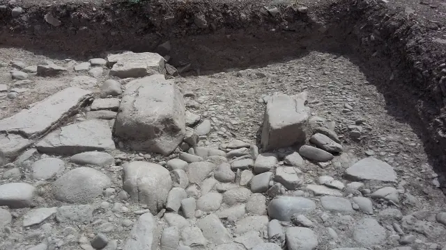 Resto del yacimiento de origen romano hallado en Forau de la Tuta, en el municipio de Artieda.
