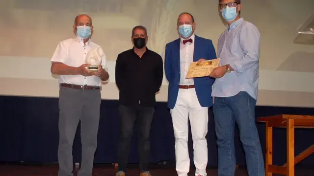 Acto de entrega del Premio Darío Vidal Llisterri al ganadero de vacuno Virgilio Altabás en Femoga.
