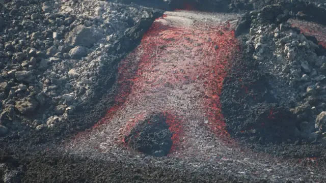 La eurupción del volcán de La Palma este jueves.