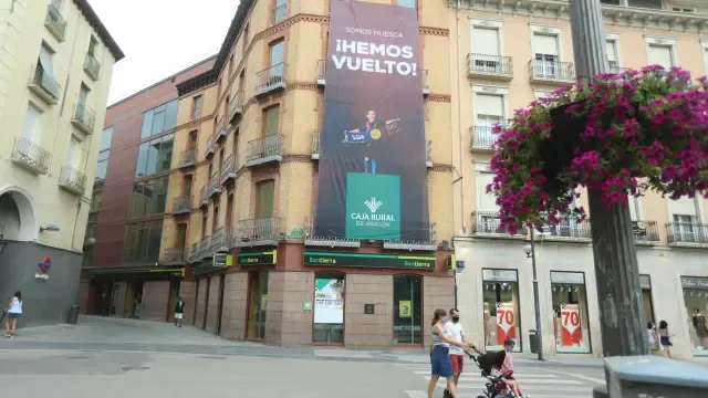Edificio de la Caja Rural en Huesca, en la calle Berenguer, 4.