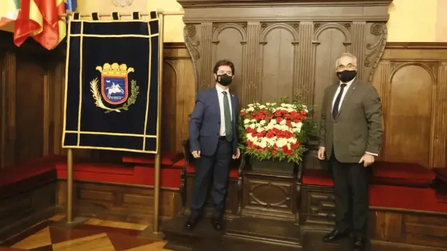 Luis Felipe y Javier Hernández, en el homenaje al Justicia Juan de Lanuza.