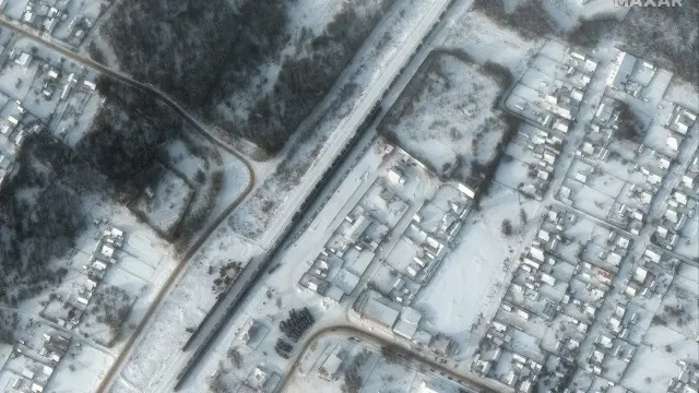 Imagen captada por un satélite en la que se ve la concentración de tropas rusas.