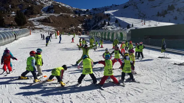 Las clases de esquí alpino comenzaron el pasado 15 de enero.
