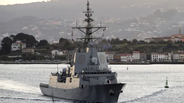 La fragata Blas de Lezo zarpa de Ferrol hacia aguas del mar negro en misión de la OTAN.