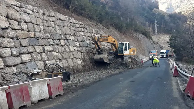 Obras en la carretera N-260
