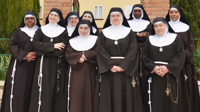 Hermanas clarisas del Monasterio de La Inmaculada de Monzón.