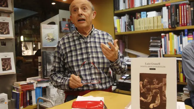 Luis Granell en la presentación del libro 'Desfilaron por Hitler' en 2014.