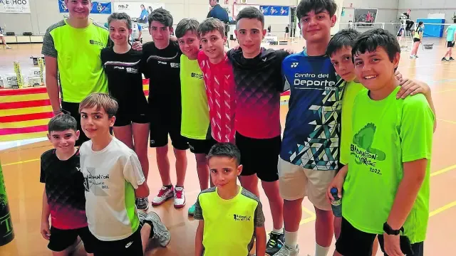 Gran parte de la representación de Bádminton Huesca en el torneo zaragozano.