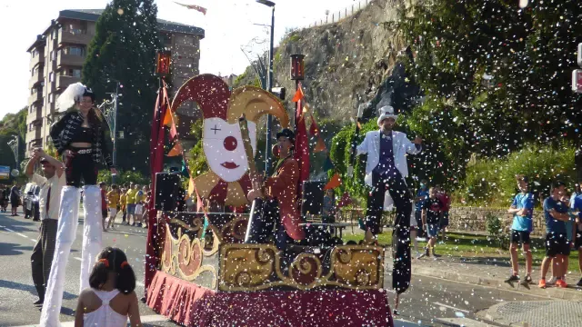 El mago Civi-Civiac participó, un año más, en el desfile.