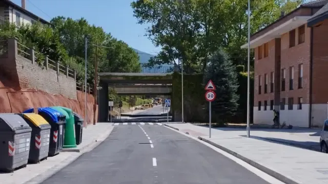 La calle Fondabós de Jaca, renovada.