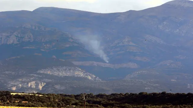 Estado del incendio en la sierra de Guara, en Santa Cilia de Panzano, este jueves.